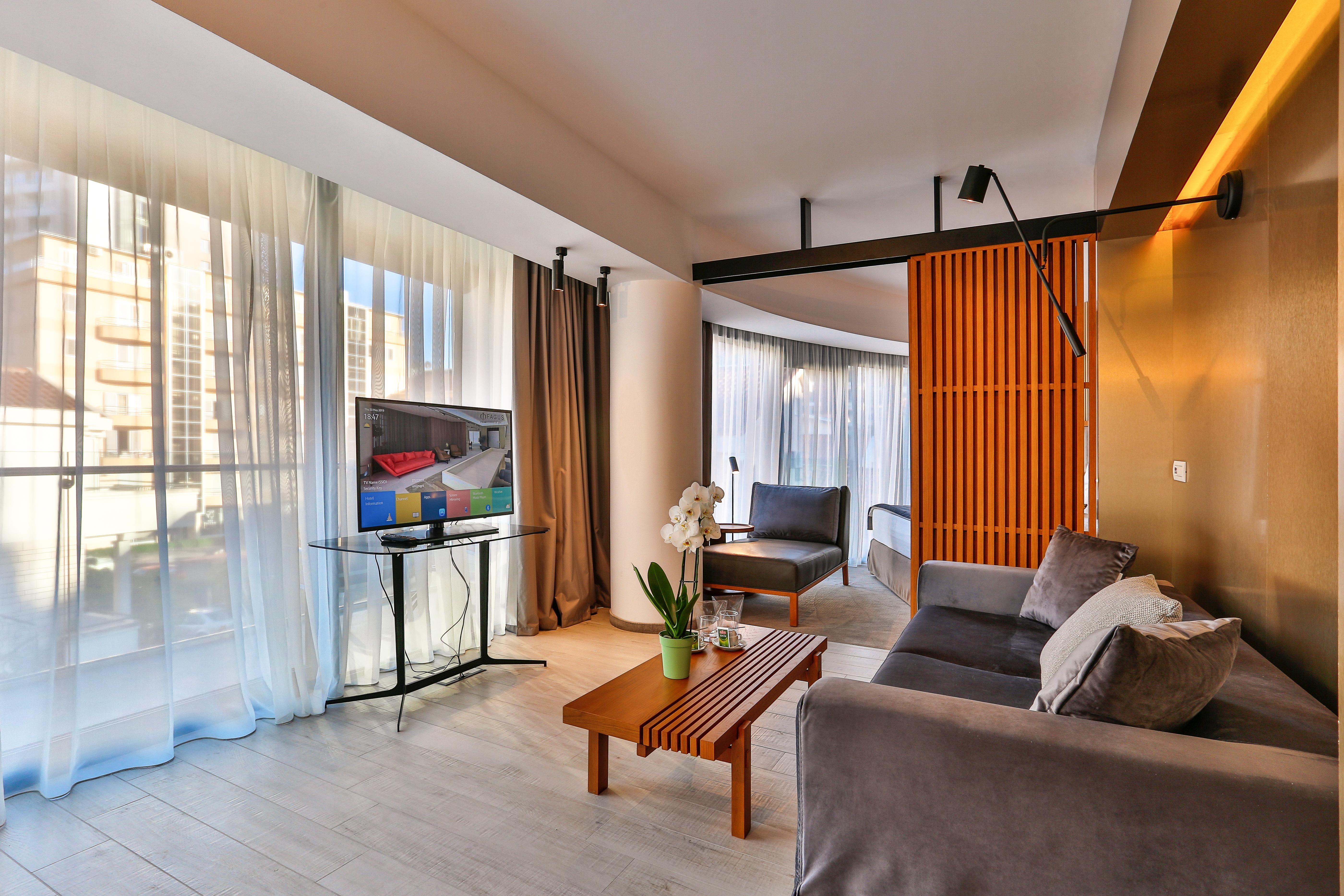 Hotel Fagus By Aycon Budva Extérieur photo