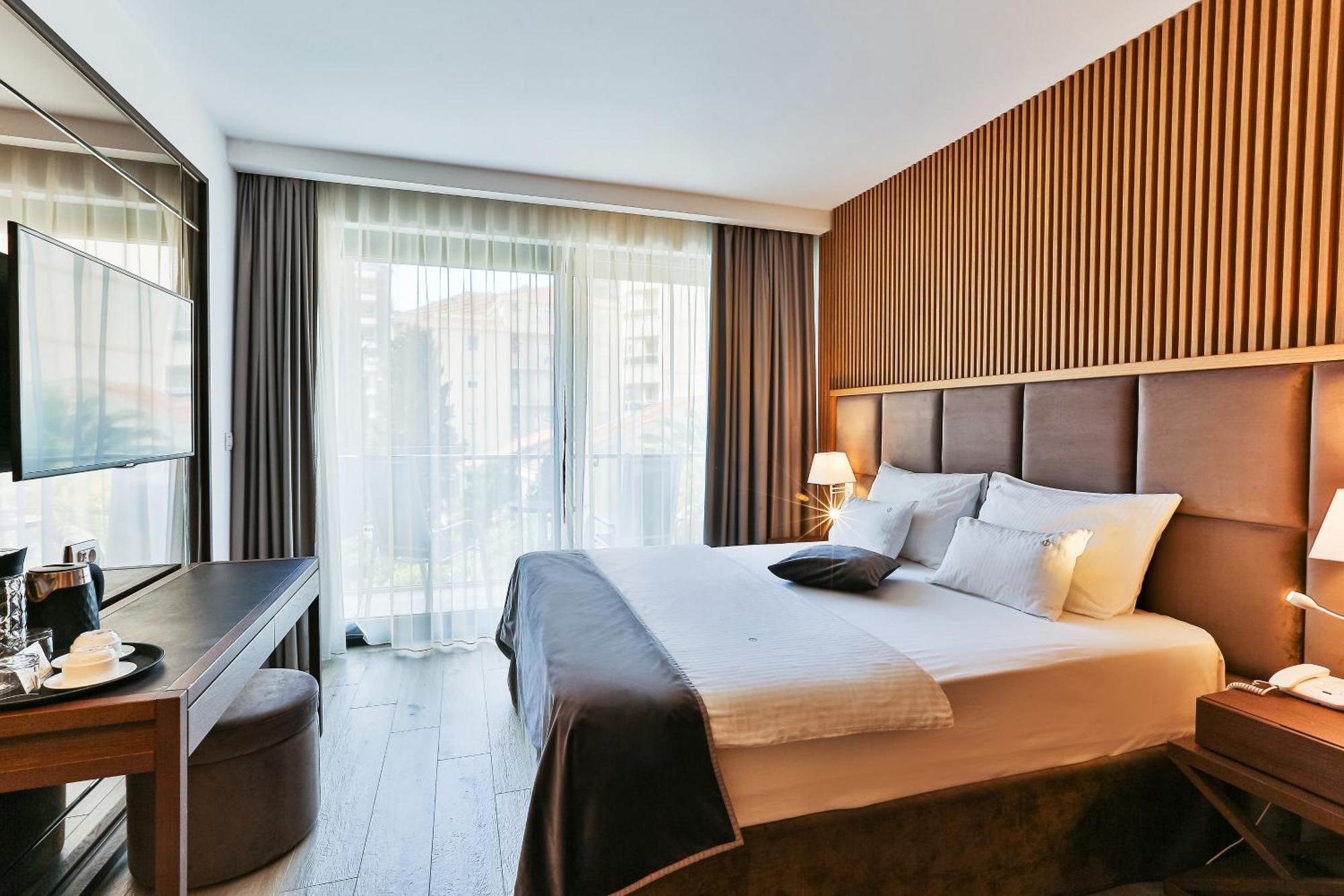 Hotel Fagus By Aycon Budva Extérieur photo